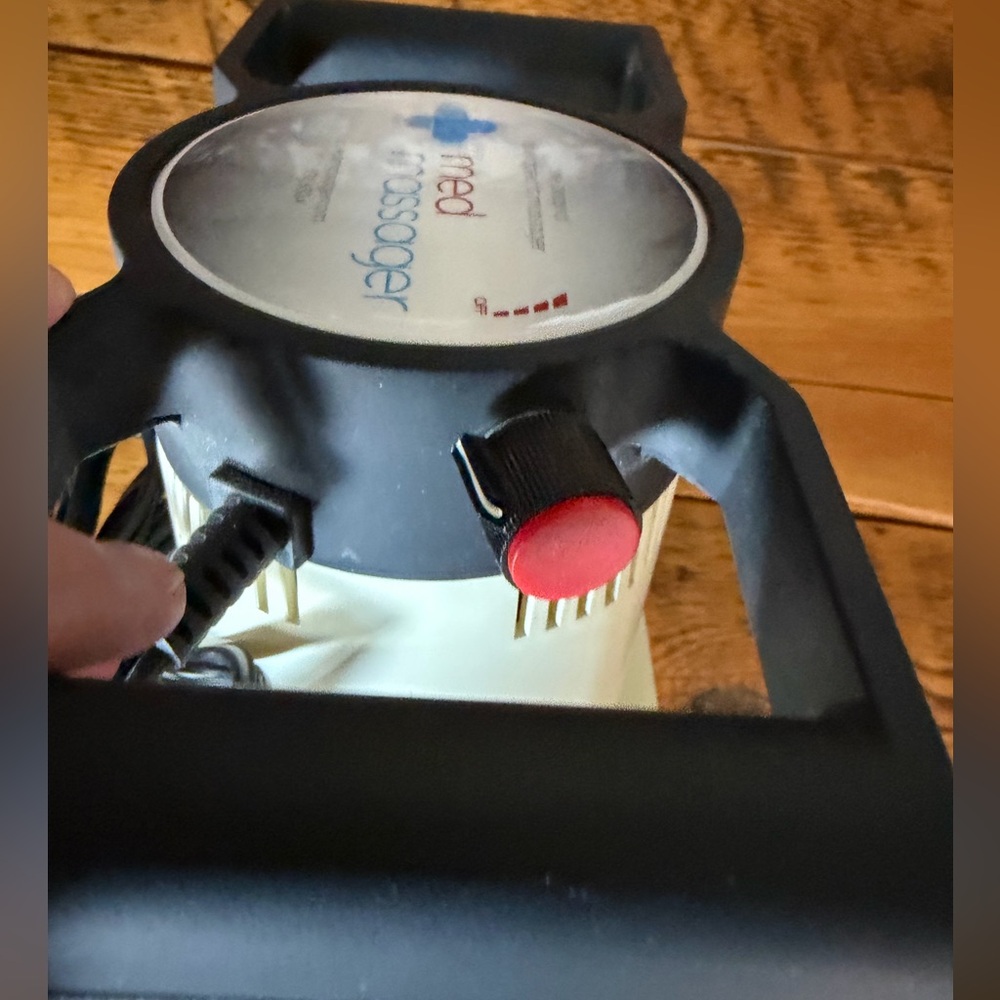 Med Massager Model MMB05 Therapeutic Massaging Device. - Picture 6 of 10